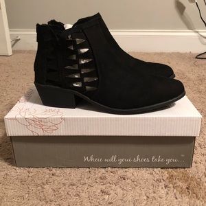 Finley Black Booties